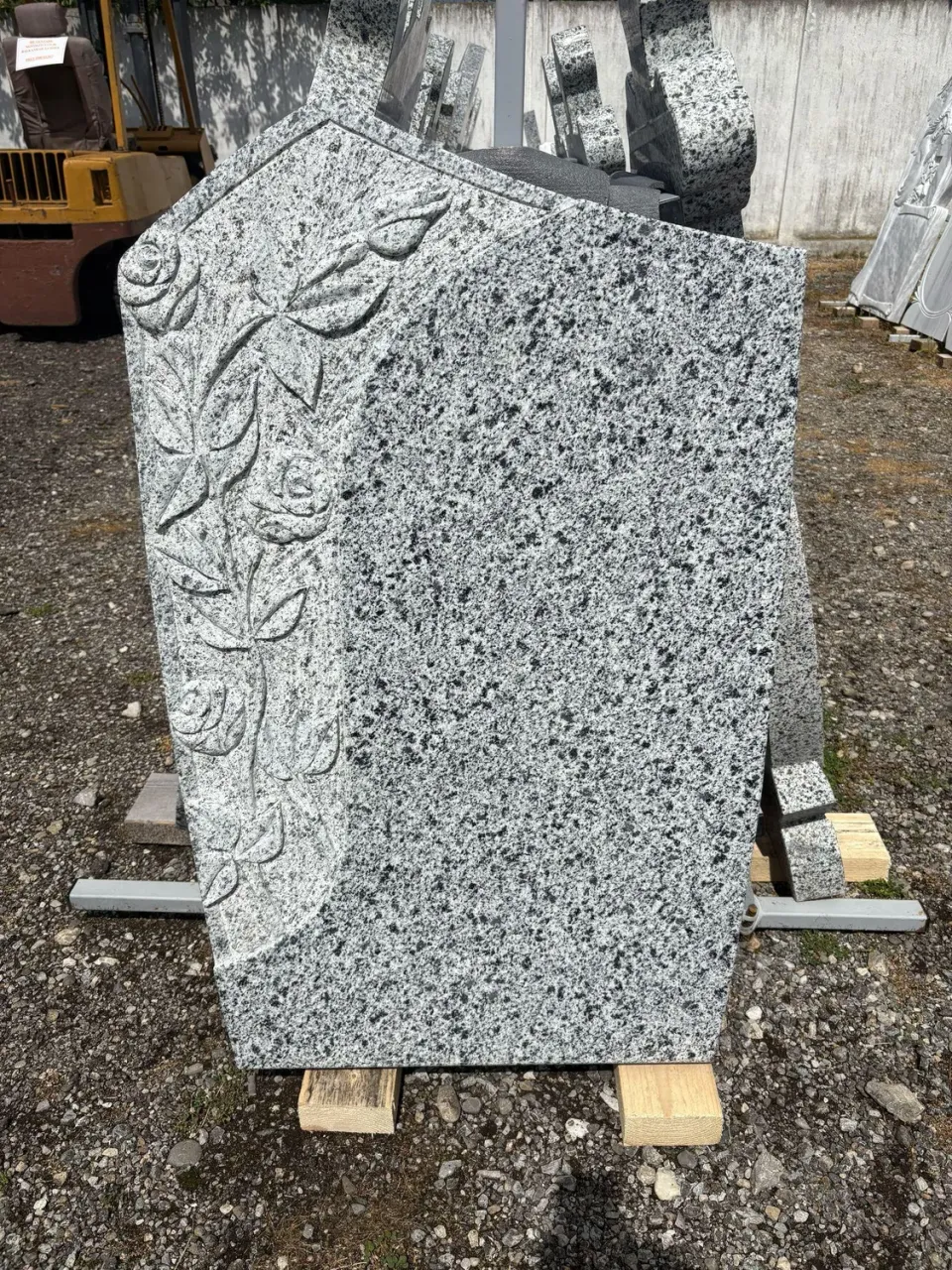 MARMURA GRANIT GG9 cruce funerara granit gri cu vaze