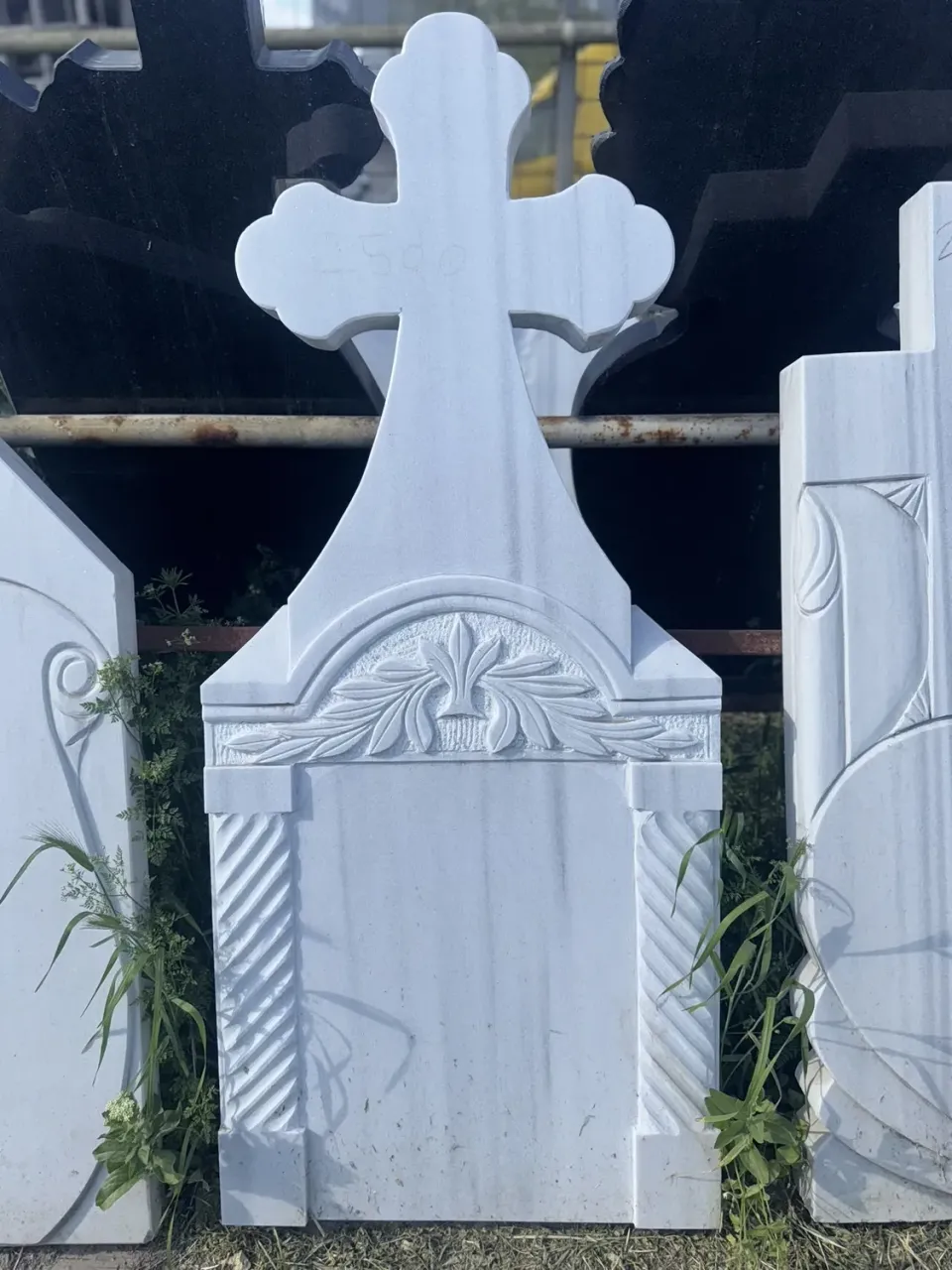 eMonumente EM 017 monument funerar