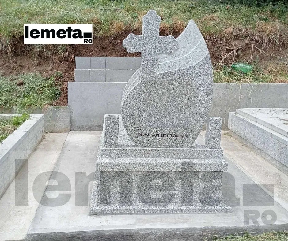 Lemeta Comexim OU1 Cruce Trifoi Monument Funerar Granit Gri Deschis