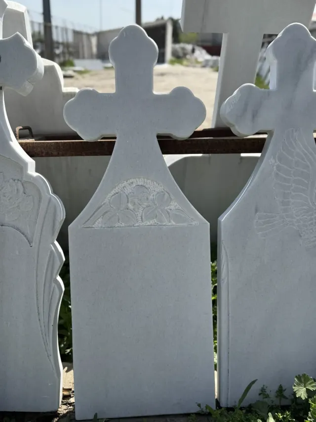 eMonumente EM 006 monument funerar