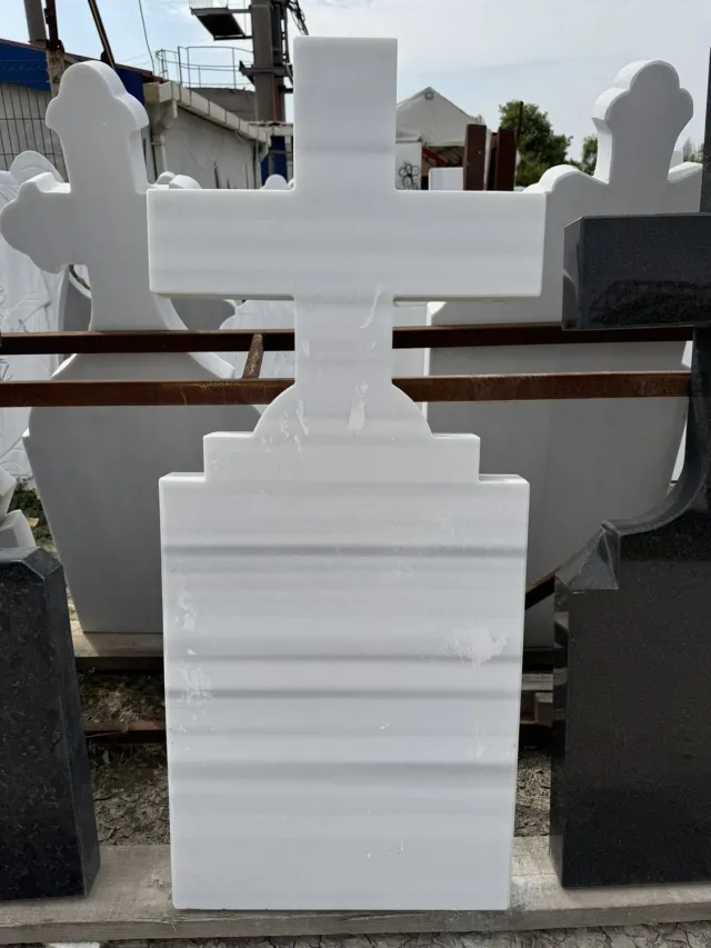 eMonumente EM 045 monument funerar