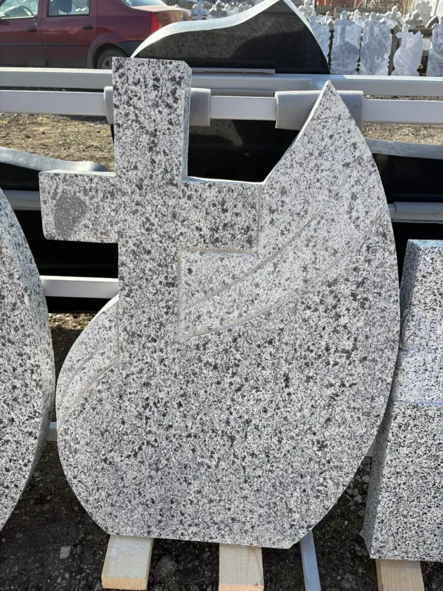 Marmura Granit GG1 cruce granit gri 105x71