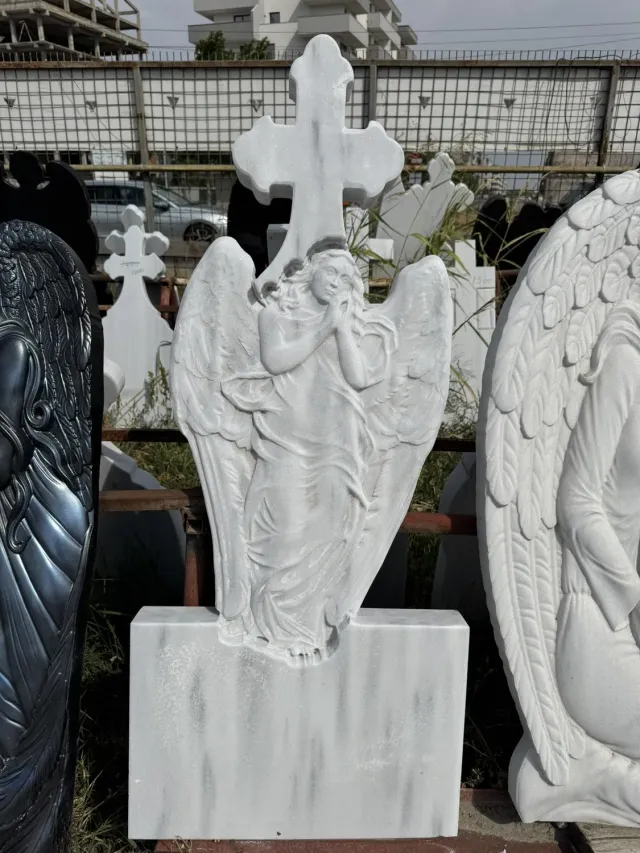 eMonumente EM 047 monument funerar