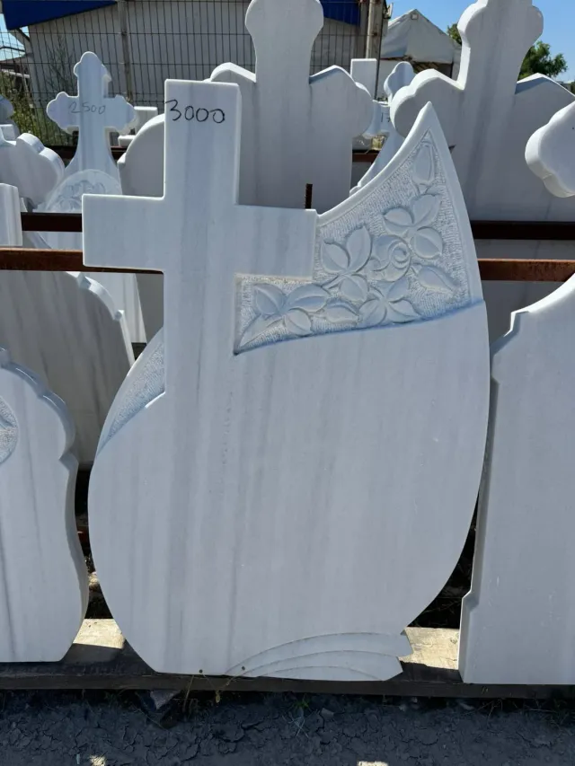 eMonumente EM 064 cruce funerară din marmură 80 cm