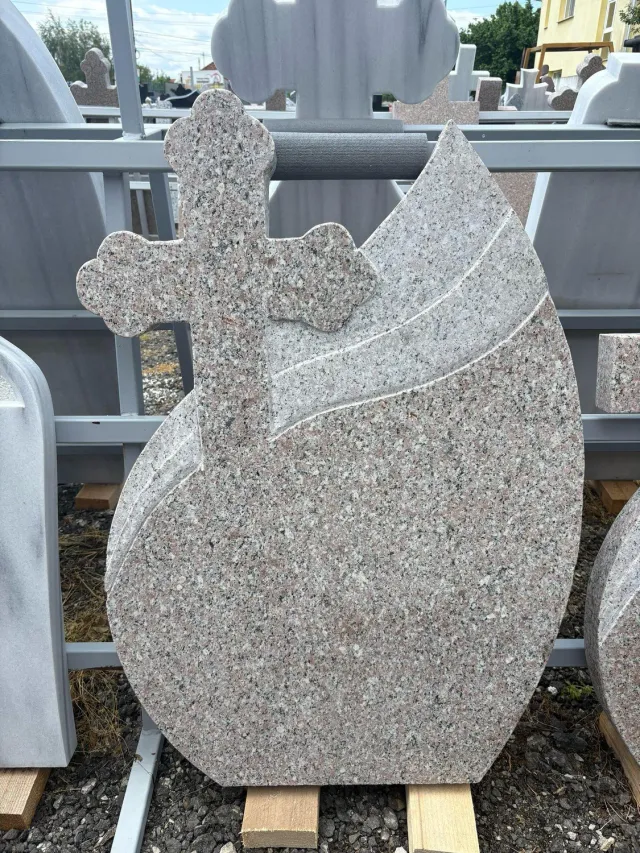 MARMURA GRANIT GR14 cruce funerara granit rosu cu postament
