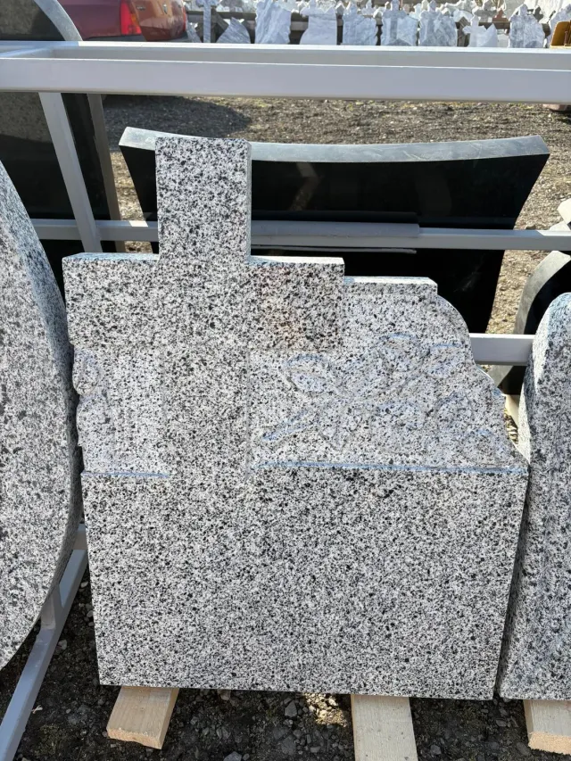 MARMURA GRANIT GG4 cruce funerară granit gri cu vaze